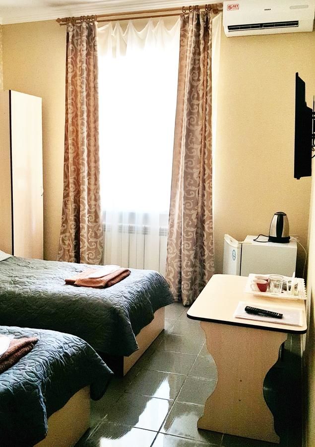 Мини-отель ФЕЯ-центр Бердянска Бердянск-19