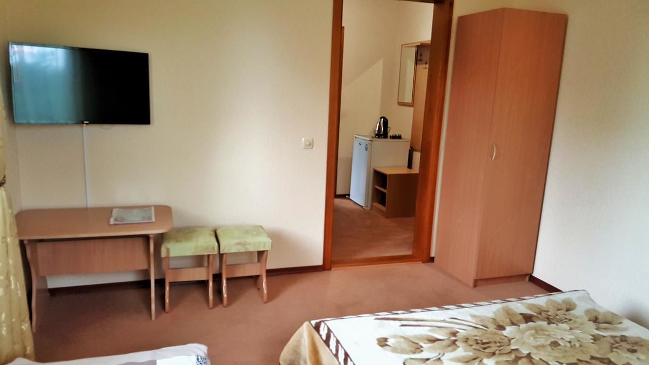 Мини-отель ФЕЯ-центр Бердянска Бердянск-20