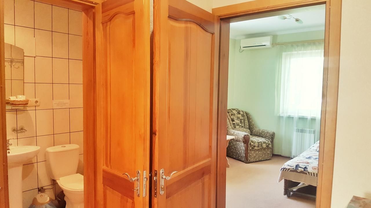 Мини-отель ФЕЯ-центр Бердянска Бердянск-21