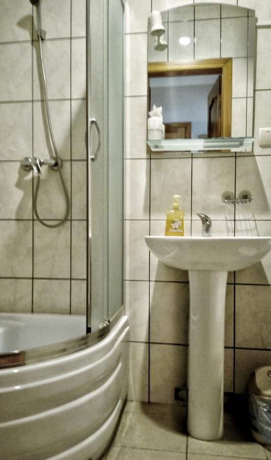 Мини-отель ФЕЯ-центр Бердянска Бердянск-29