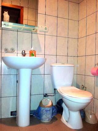 Мини-отель ФЕЯ-центр Бердянска Бердянск Люкс с 2 спальнями-18