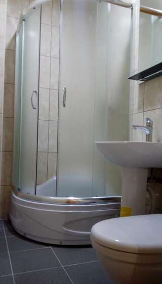 Мини-отель ФЕЯ-центр Бердянска Бердянск Люкс с 2 спальнями-34