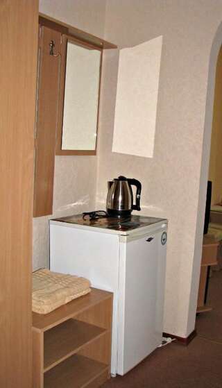 Мини-отель ФЕЯ-центр Бердянска Бердянск Люкс с 2 спальнями-35