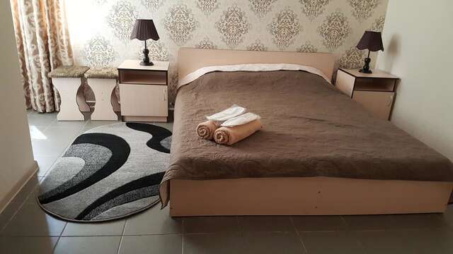 Мини-отель ФЕЯ-центр Бердянска Бердянск-24